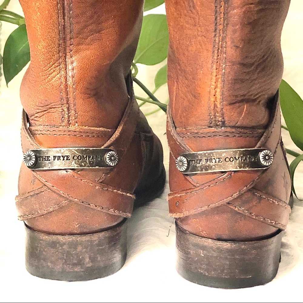 SOLD! Gorgeous FRYE Lindsey Plate Cognac Distressed Boot - Picture 8 of 15